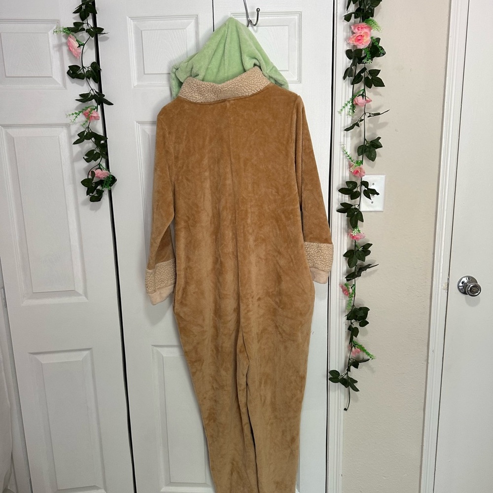 Star Wars Green and Brown Fleece Outfit - Picture 3 of 4